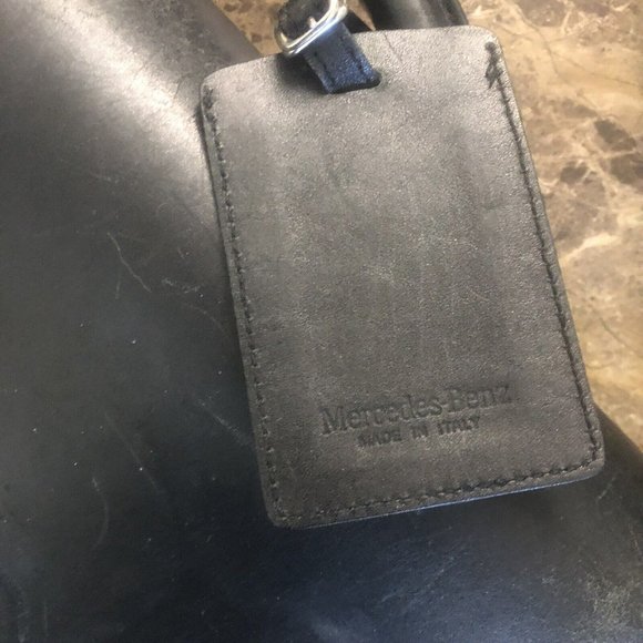 MERCEDES-BENZ Italian Large Leather Messenger Bag Briefcase Laptop Crossbody - Picture 10 of 11